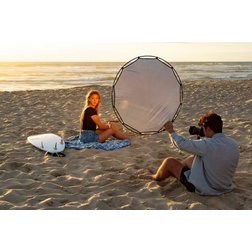 ll-lr3310-halocompact-reflector-82cm-sunlite-soft-silver-in-action-13.jpg