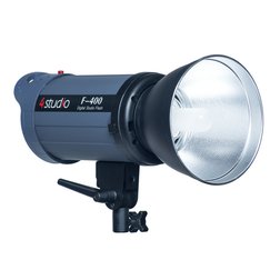 m0102_blesk_f-400_03.jpg